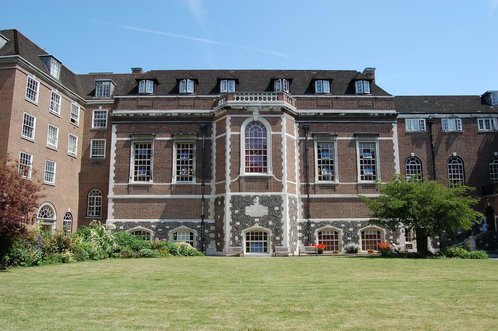 לונדון Goodenough College - University Residence מראה חיצוני תמונה